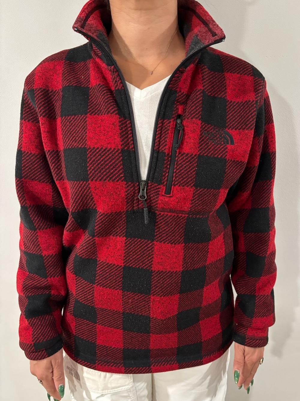 The North Face Buffalo Plaid 1/4 Zip Fleece Pullover Men’s Small Red Black